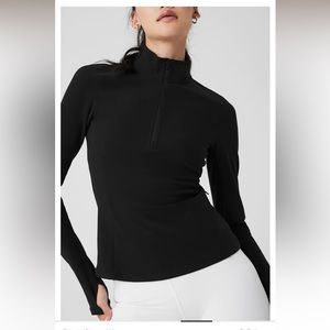 Alosoft 1/2 Zip Rapid Pullover. Size M